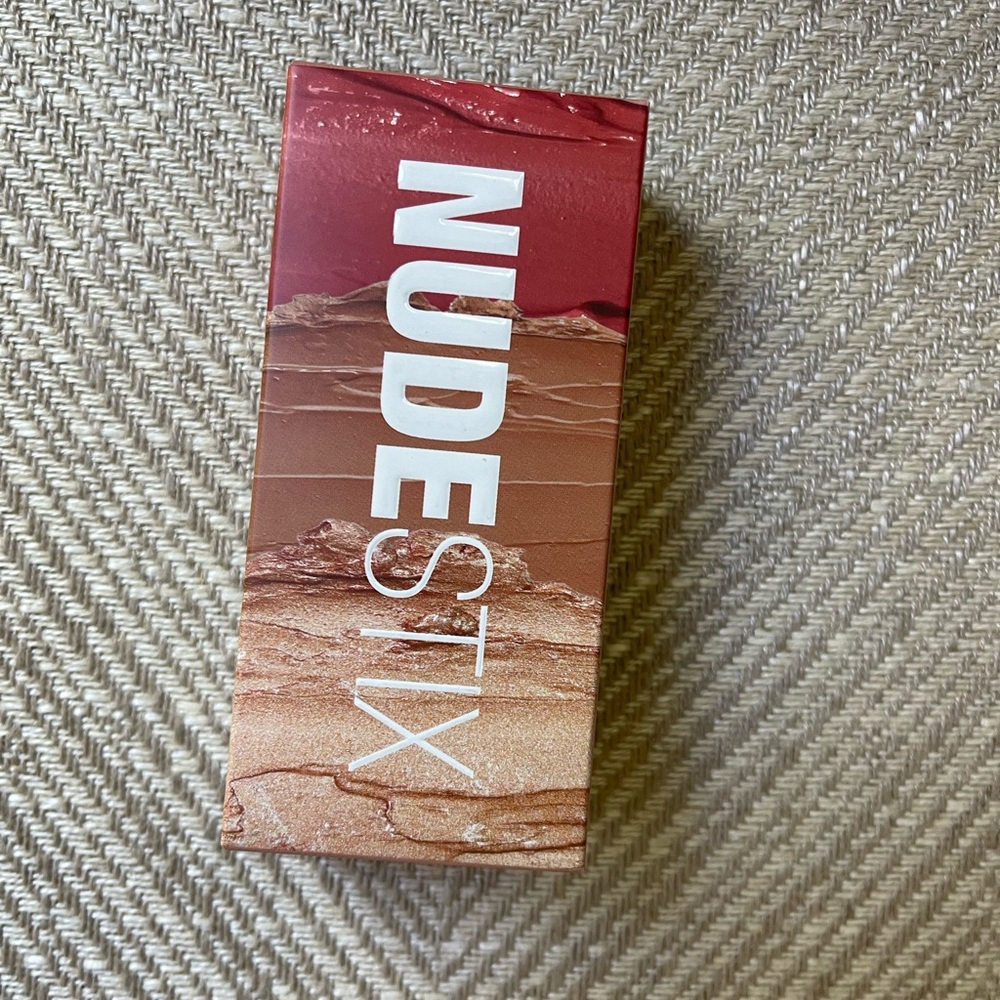 NUDESTIX Roses 'N Honey 3 Piece Mini Kit